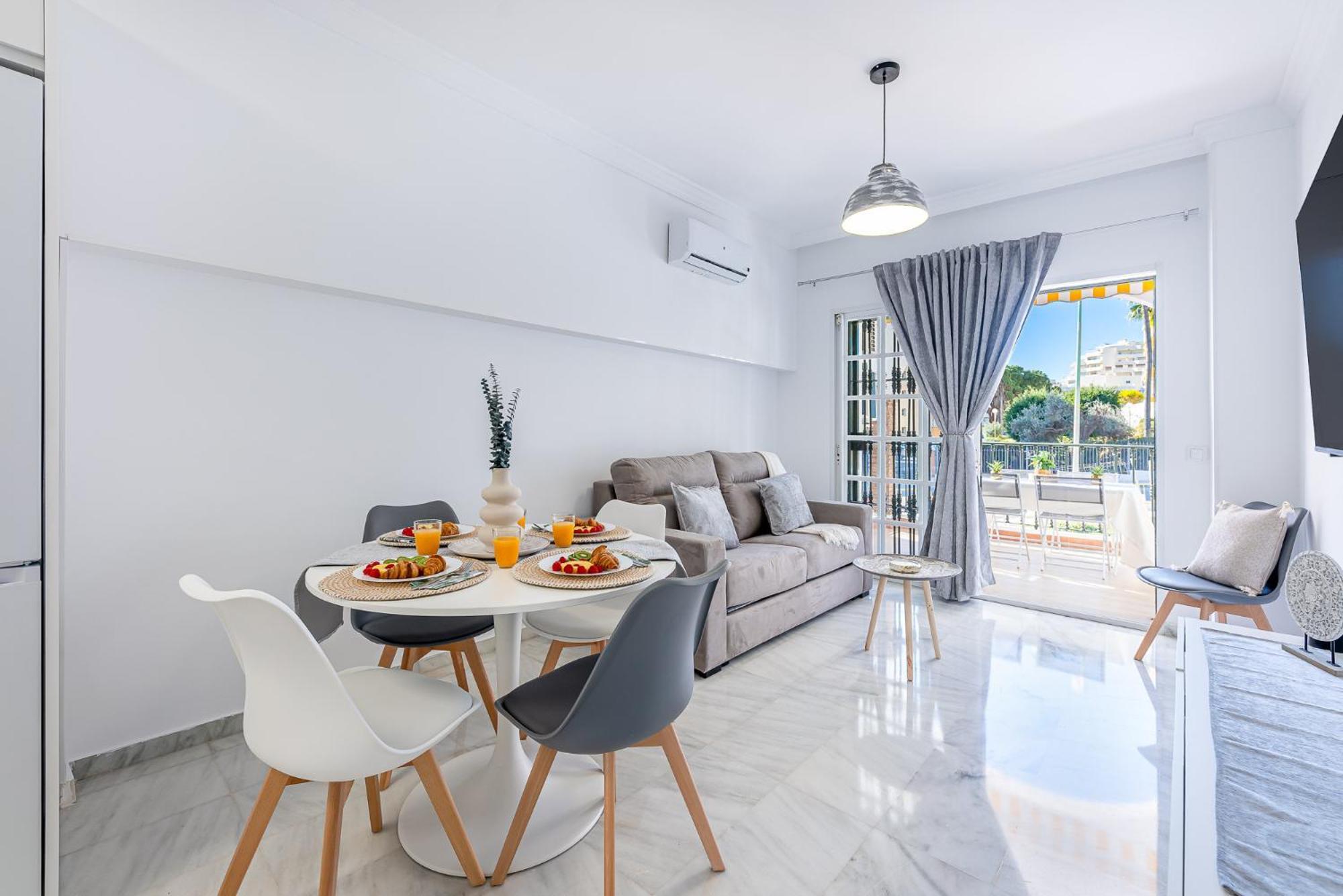 797 Holiday Rentals - Apartamento En Pueblo Quinta A 1 Min De La Playa Benalmádena Dış mekan fotoğraf